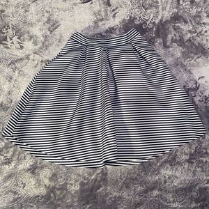 Adorable Navy striped A line flare skirt size lg